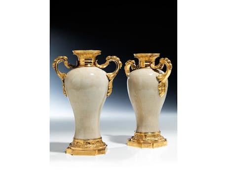 Paar Louis XVI-Balustervasen